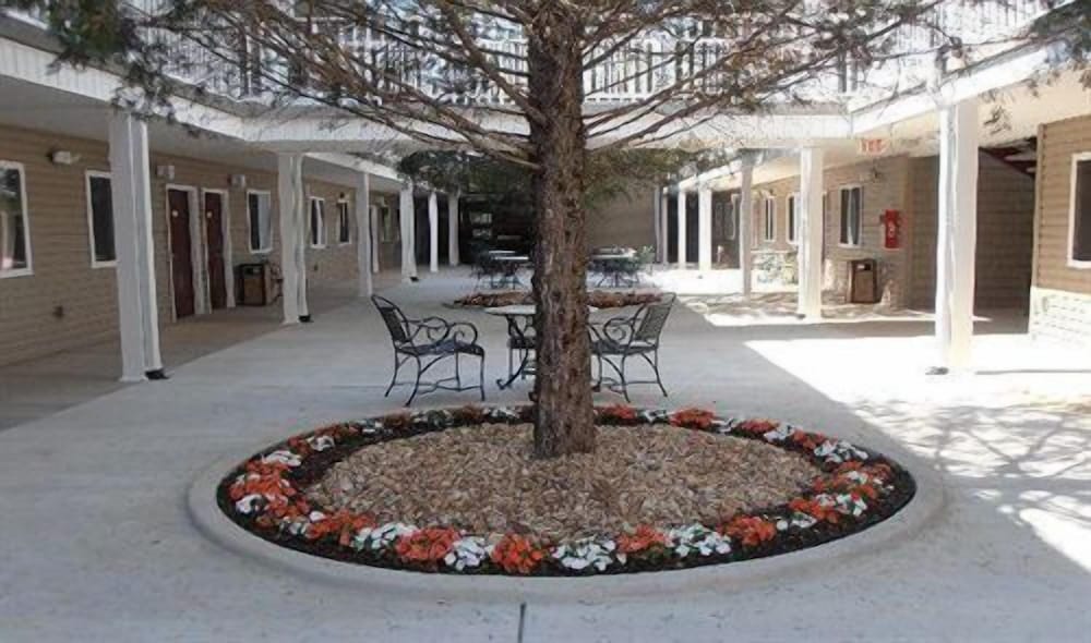 Фото Affordable Suites Augusta