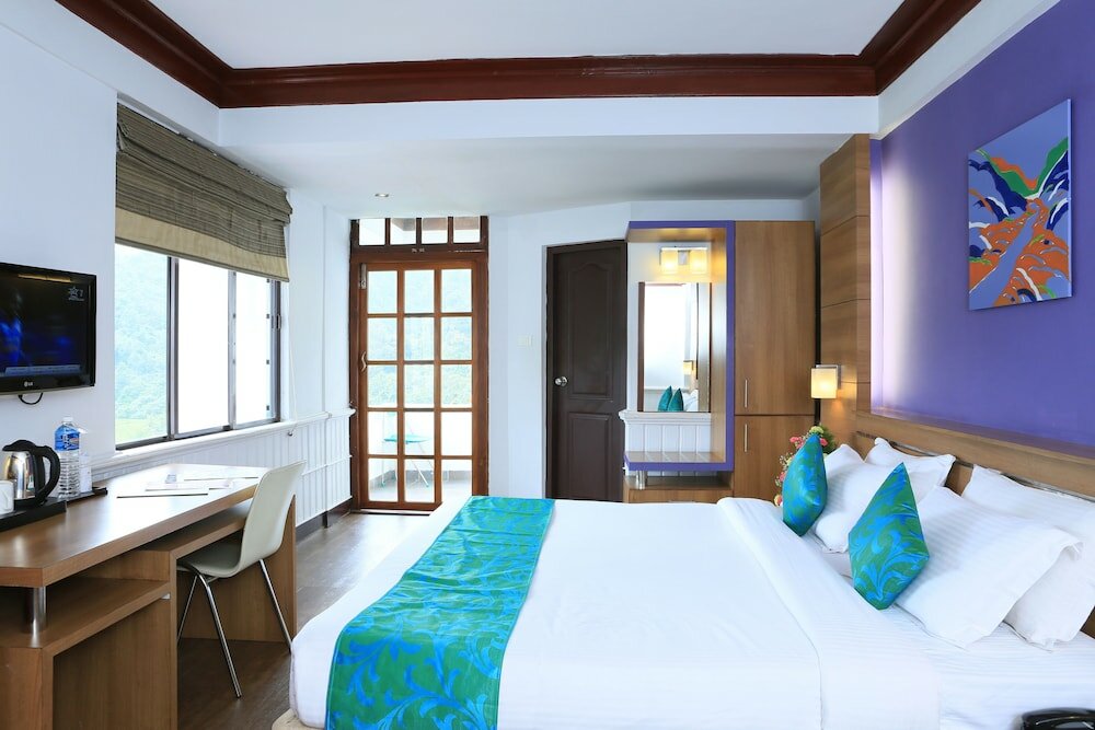 Фото Westwood Riverside Garden Resort