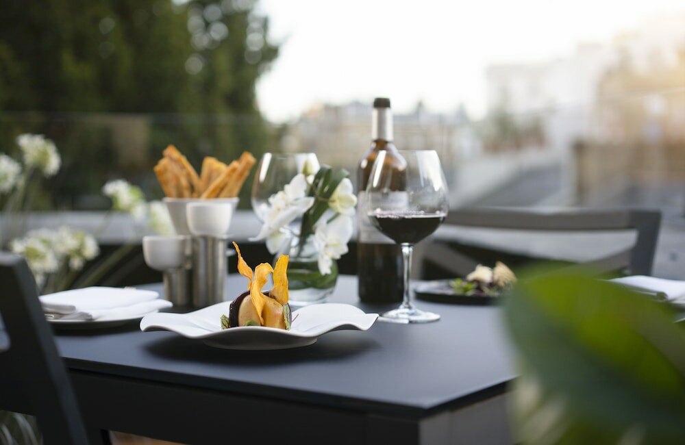 Фото Como The Halkin