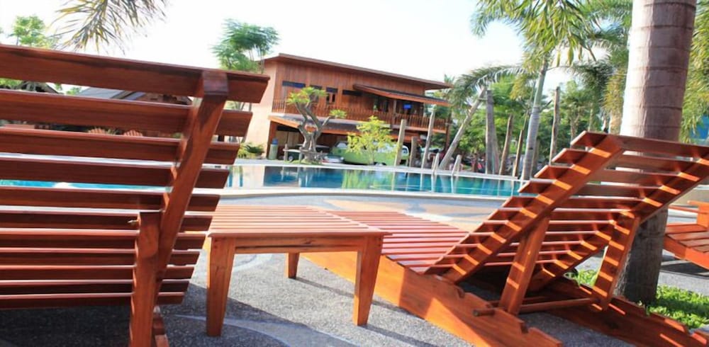 Фото Srisawat Resort