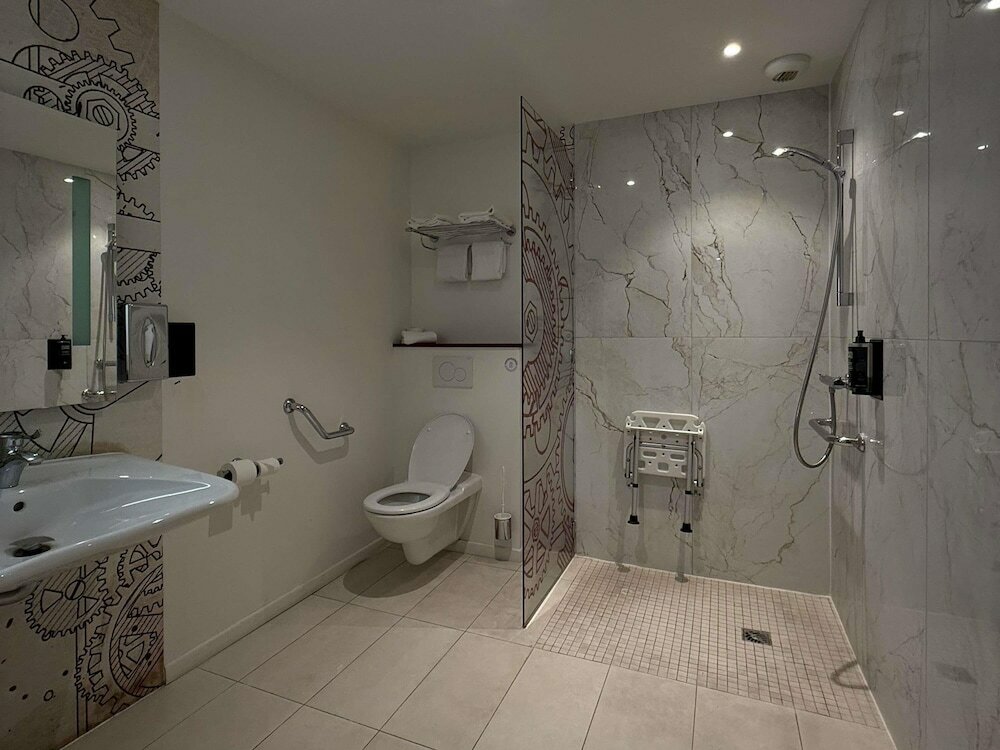 Фото ibis Styles Париж Мэри де Клиши