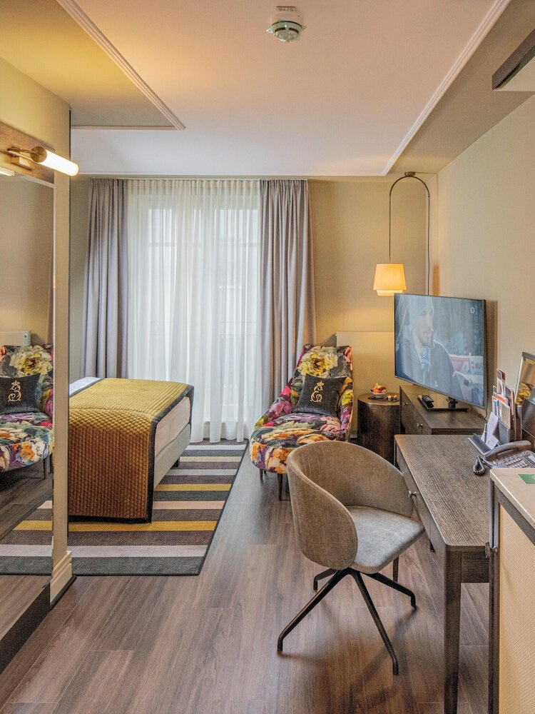 Фото Hotel Restaurant Erbprinz