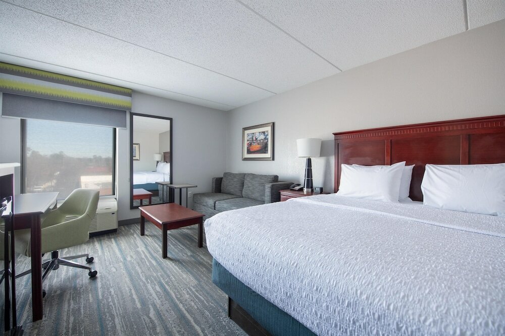 Фото Hampton Inn Newport News-Yorktown