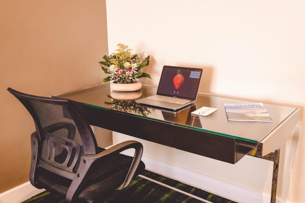 Фото The Mansion