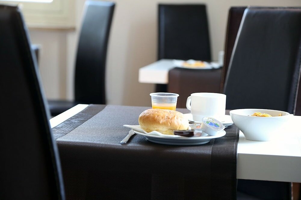 Фото Roma Room Hotel