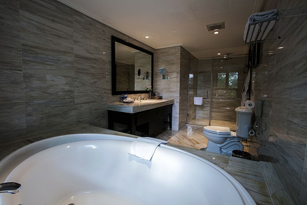 Фото The Chi Boutique Hotel