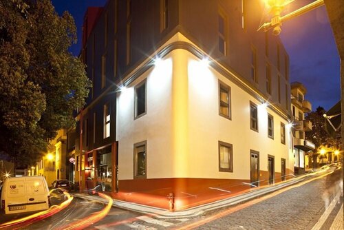 Гостиница Funchal Design Hotel в Фуншале