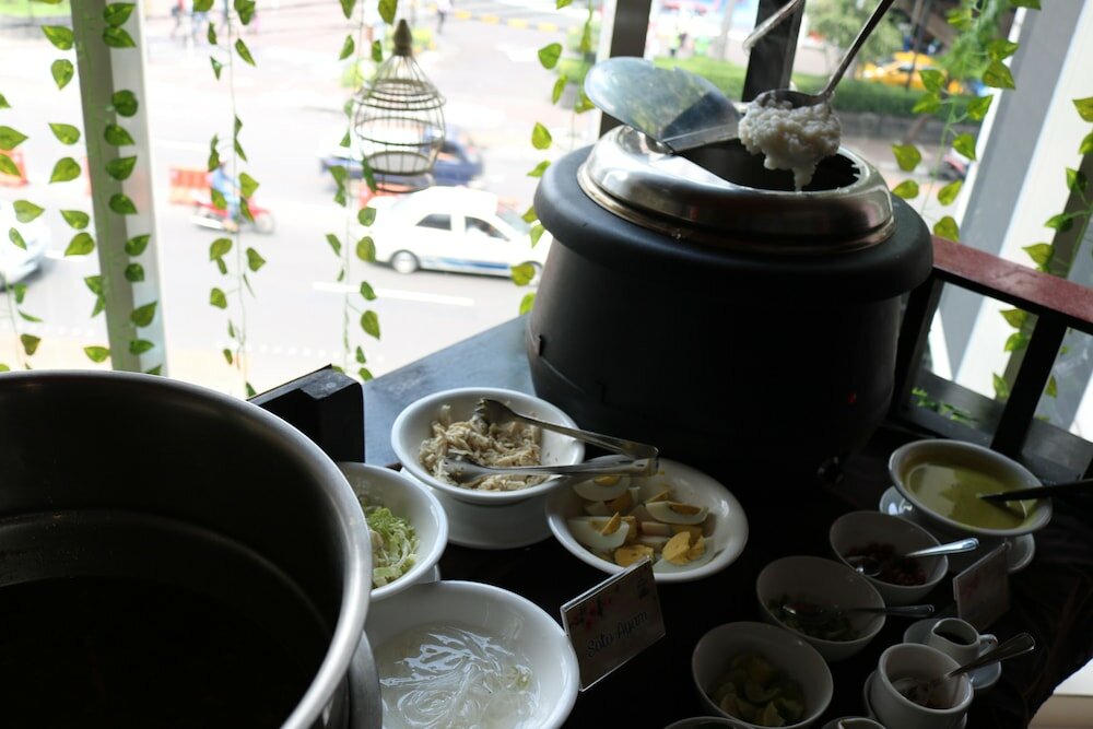 Фото Bekizaar Hotel Surabaya