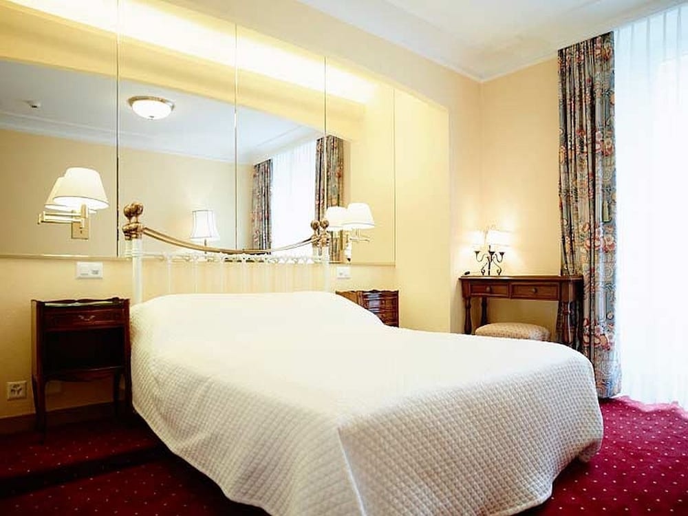 Фото Romantik Hotel Wilden Mann