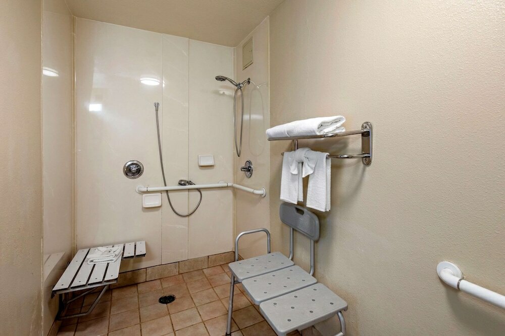 Фото Quality Inn Placentia Anaheim Fullerton
