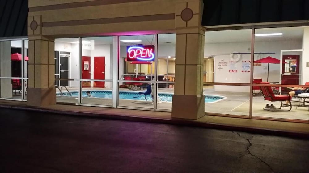 Фото FairBridge Inn Express Indianapolis South