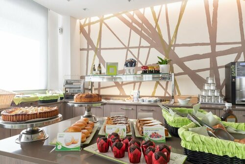 Внешний вид отеля Hotel Iris в Езоле, фото 4