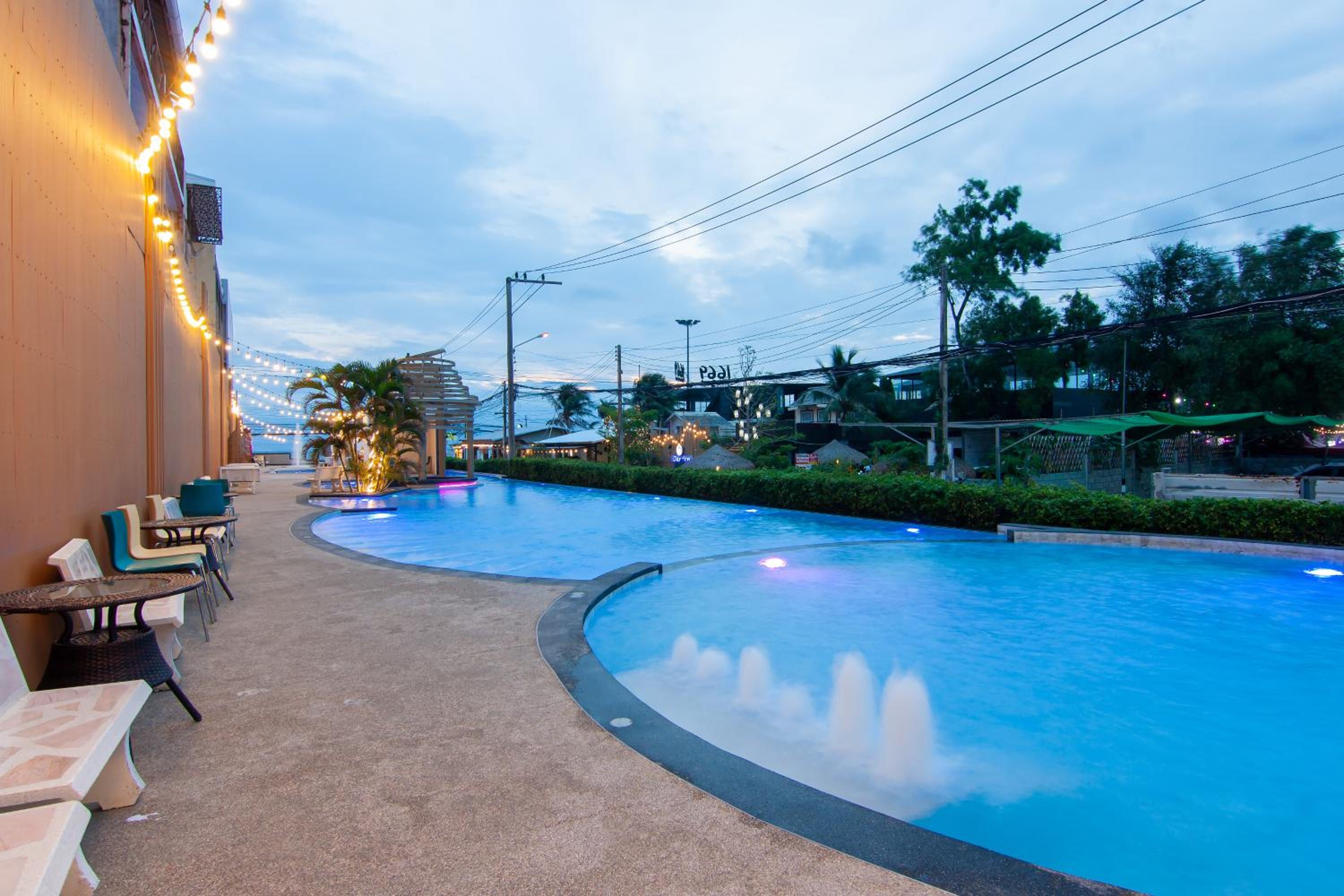 Фото Golden Jomtien Beach Hotel
