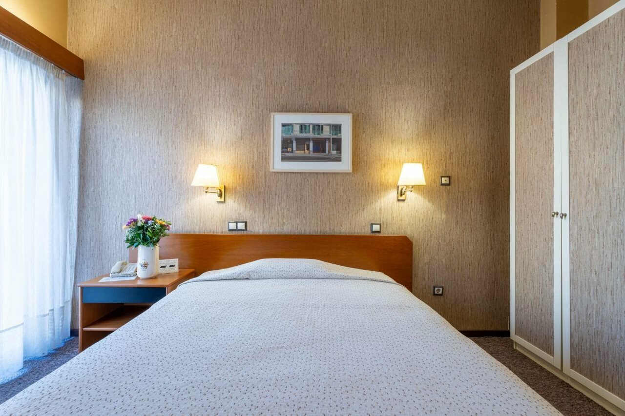 Фото Hotel Queen Olga