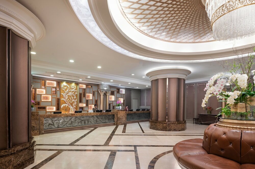 Фото The Berkeley Hotel Pratunam