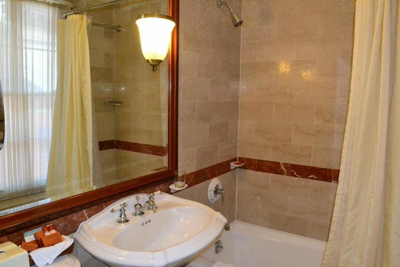 Фото The Wall Street Inn