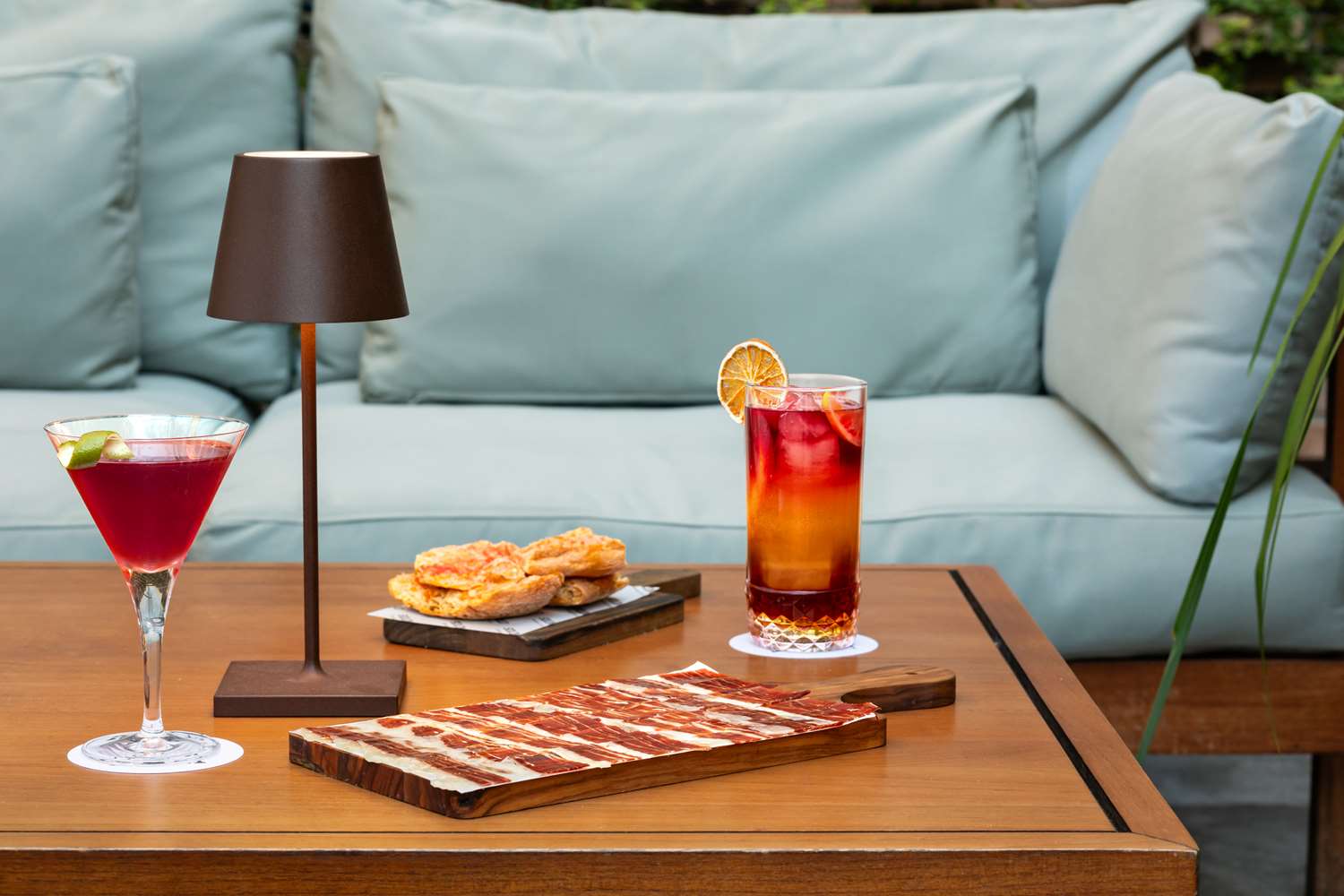 Фото Alexandra Barcelona Hotel, Curio Collection by Hilton