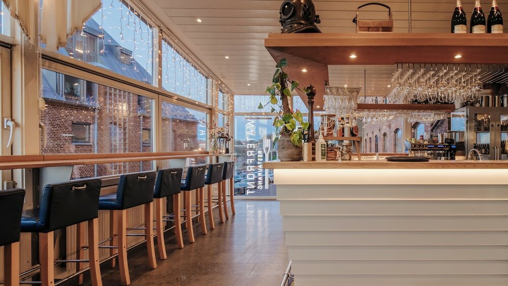 Фото 91792341923