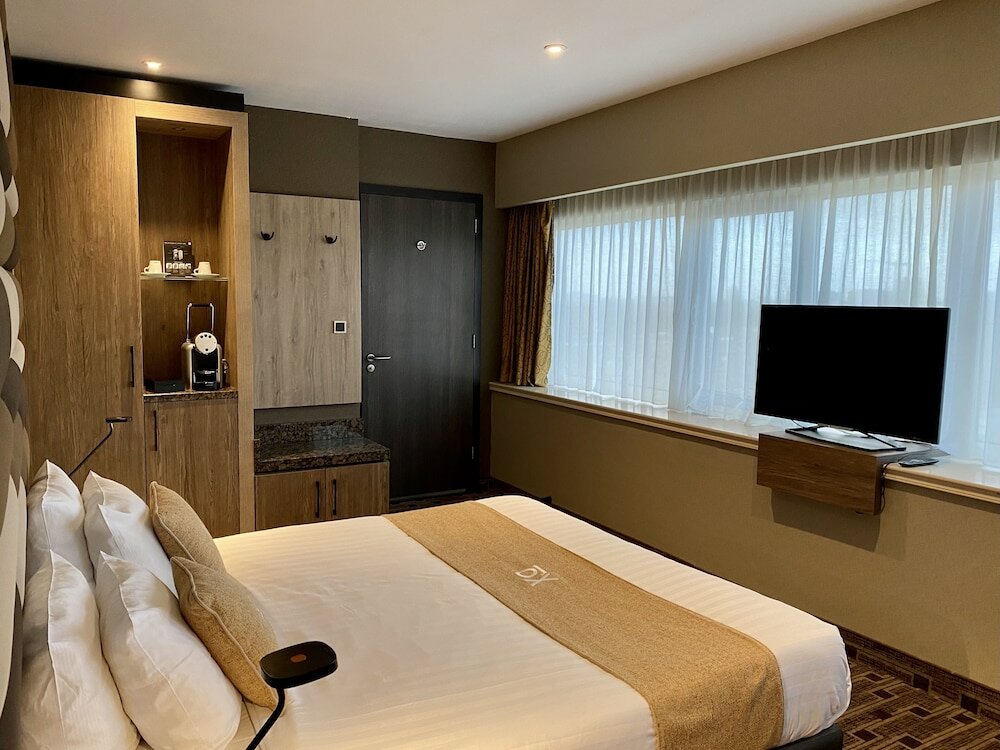 Фото Xo Hotels Blue Tower