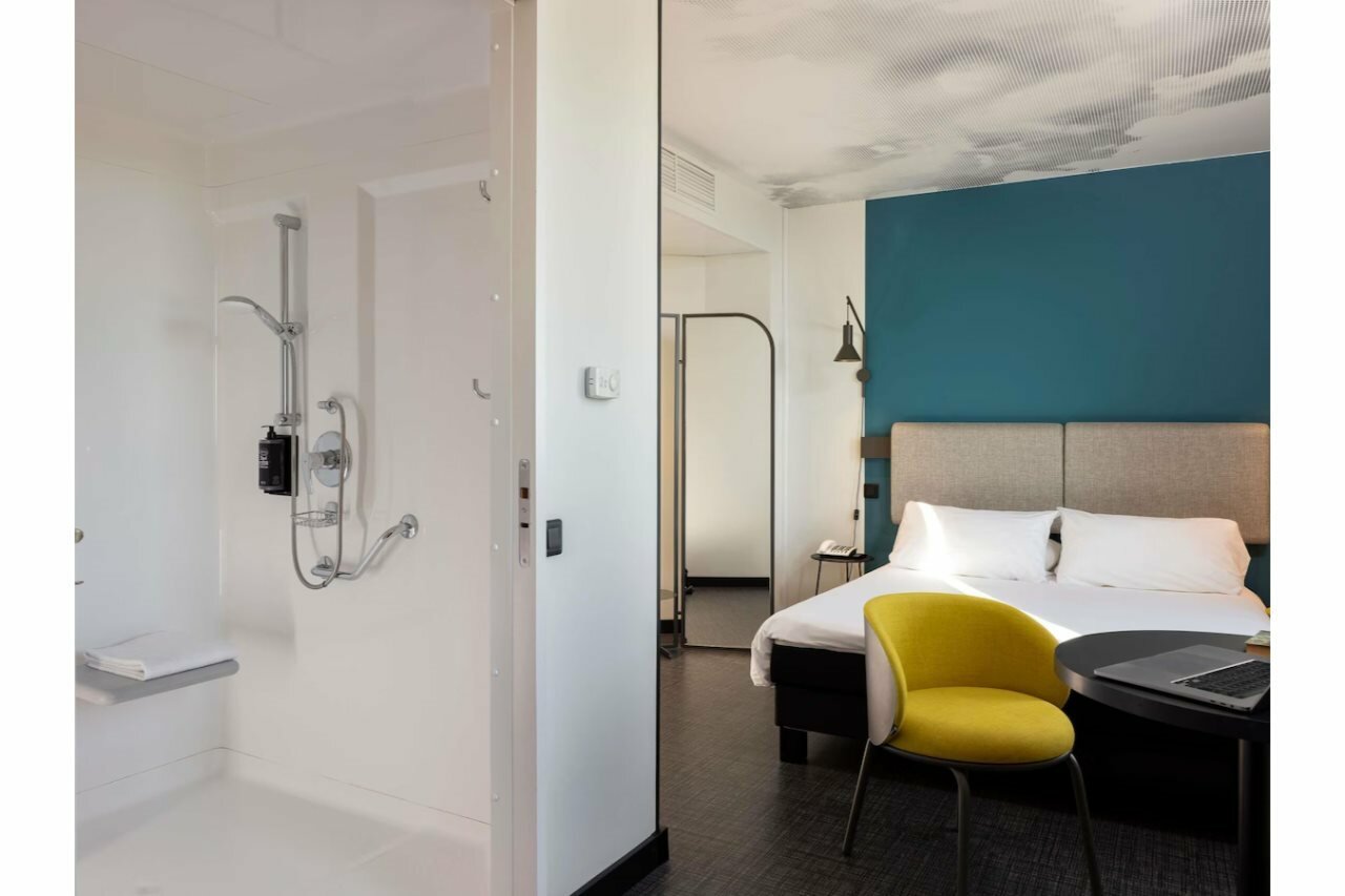 Фото Ibis Marseille Centre Euromed