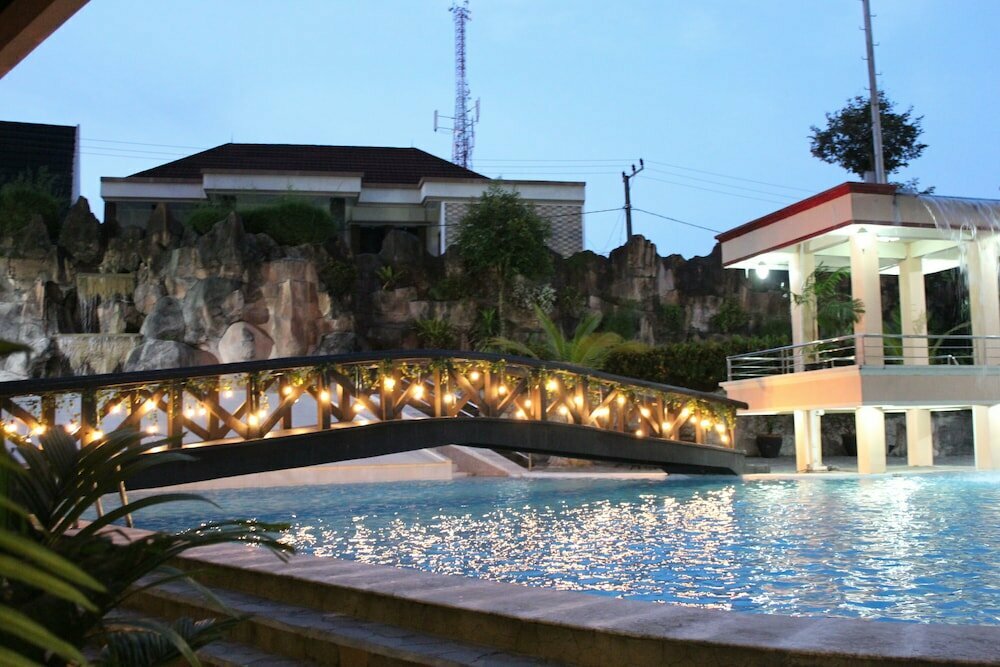 Hotel Gran Senyiur Hotel, Balikpapan, photo