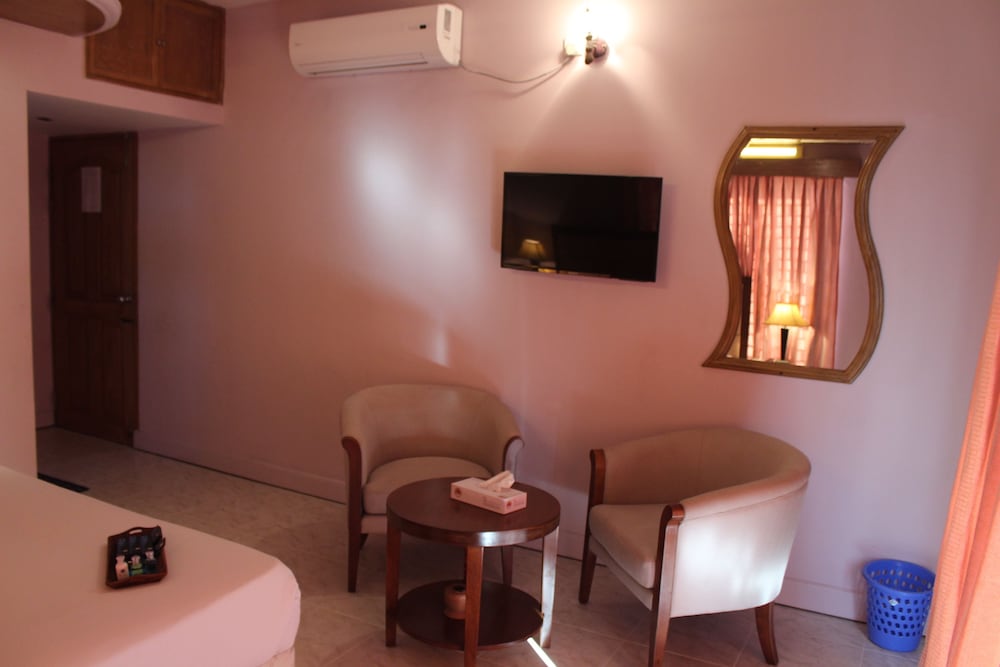 Фото Hotel Sea Crown