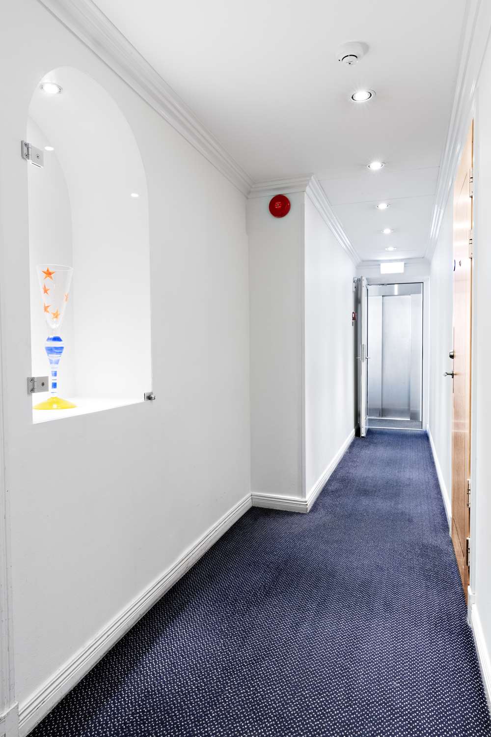 Фото Sure Hotel by Best Western Center