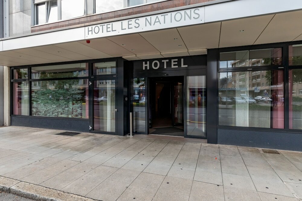 Фото Hotel Les Nations