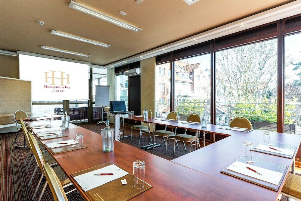 Фото Hotel Hanseatischer Hof