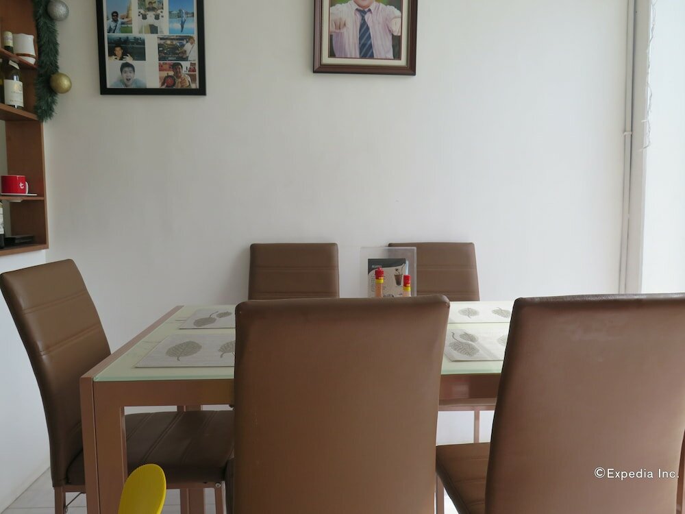 Фото S Hotel and Residences