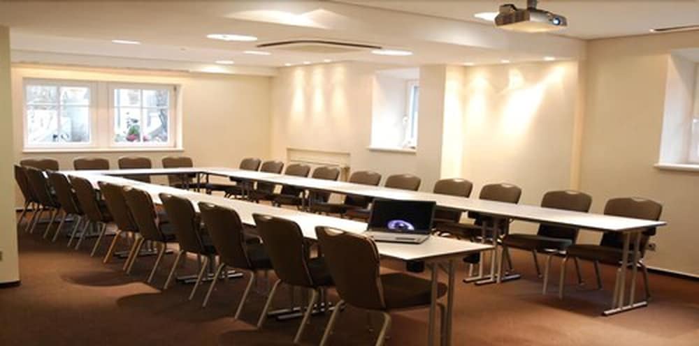 Фото Prinzhotel Rothenburg