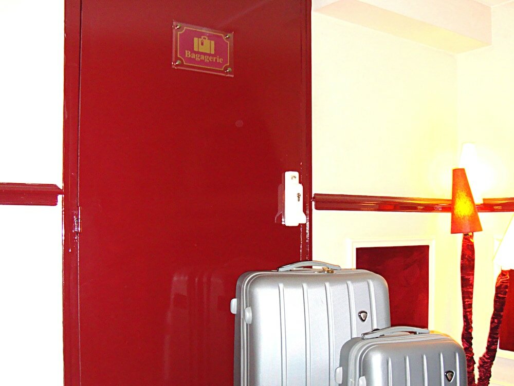 Фото Hotel Pax Opera