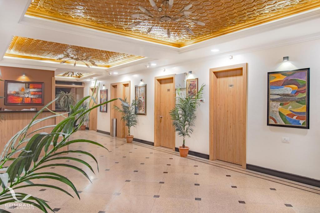 Фото Comrade Inn