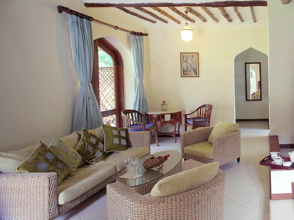 Фото Bluebay Beach Resort & SPA