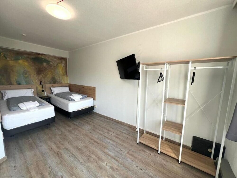 Фото Hotel Mecklenheide Hannover