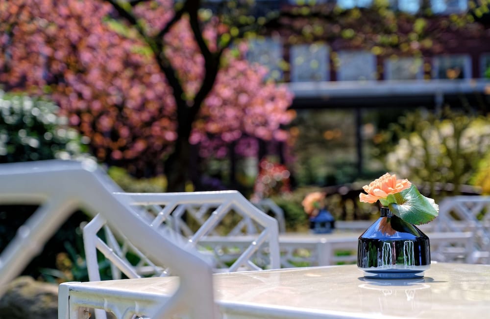 Фото Hotel Landgut Horn