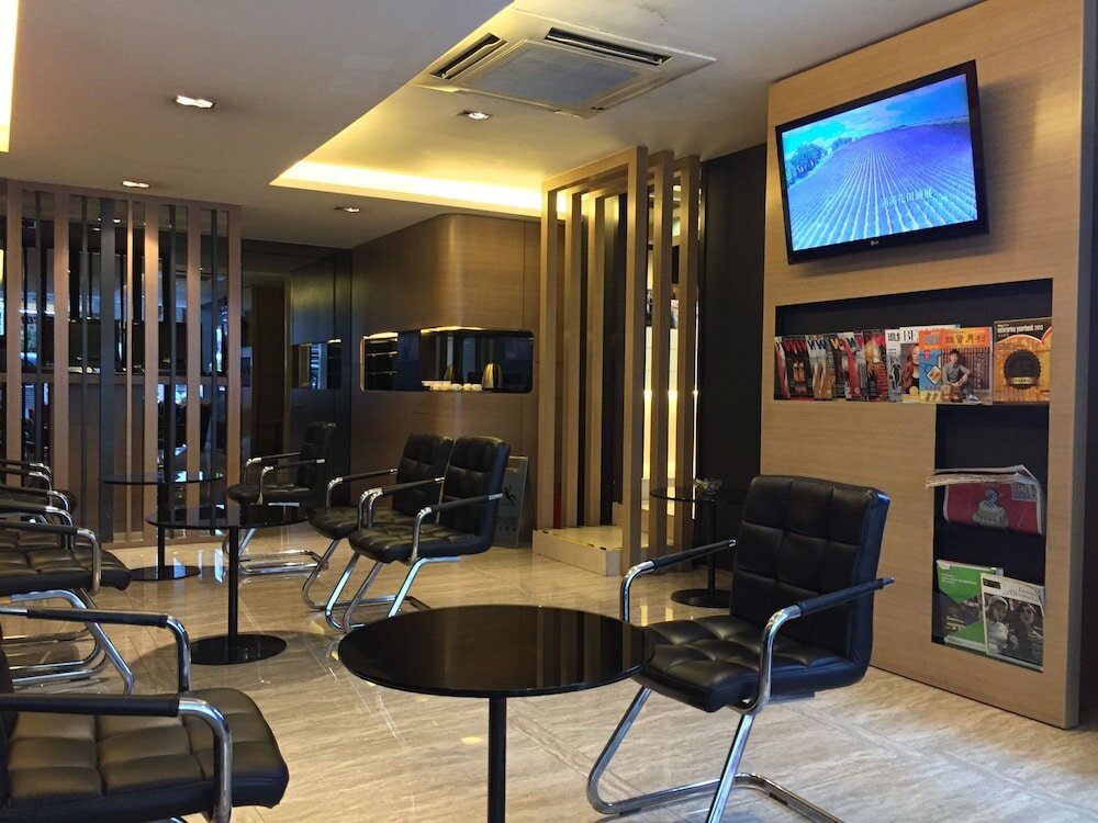 Фото Harbour Hotel