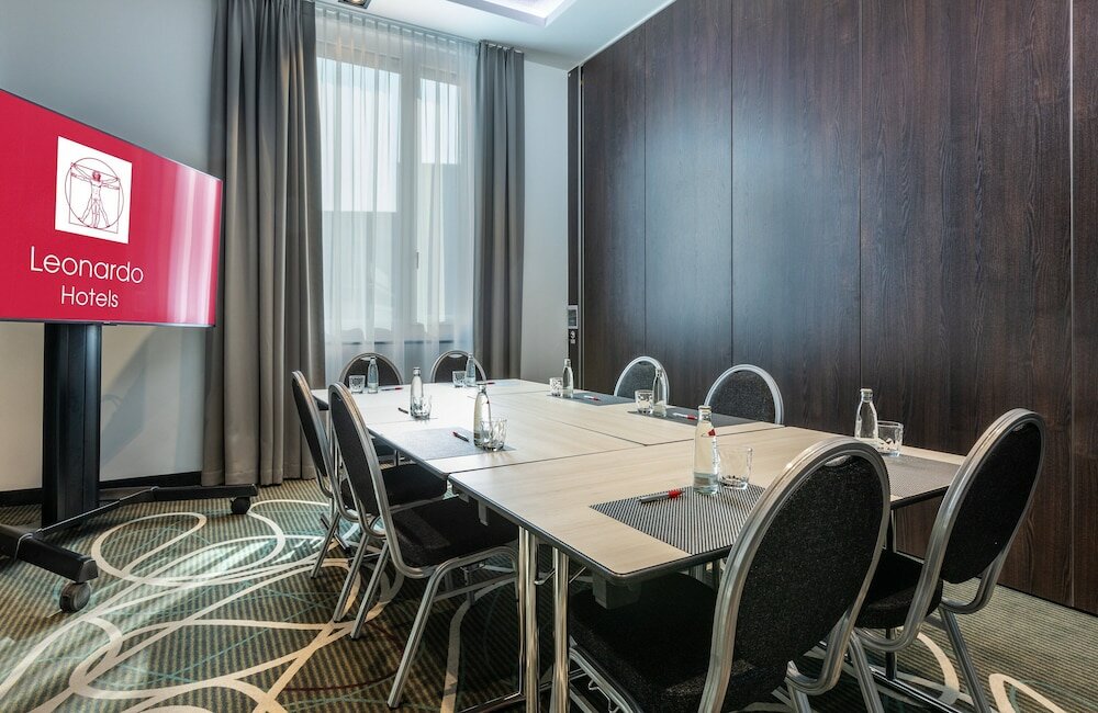 Фото Leonardo Hotel Dortmund