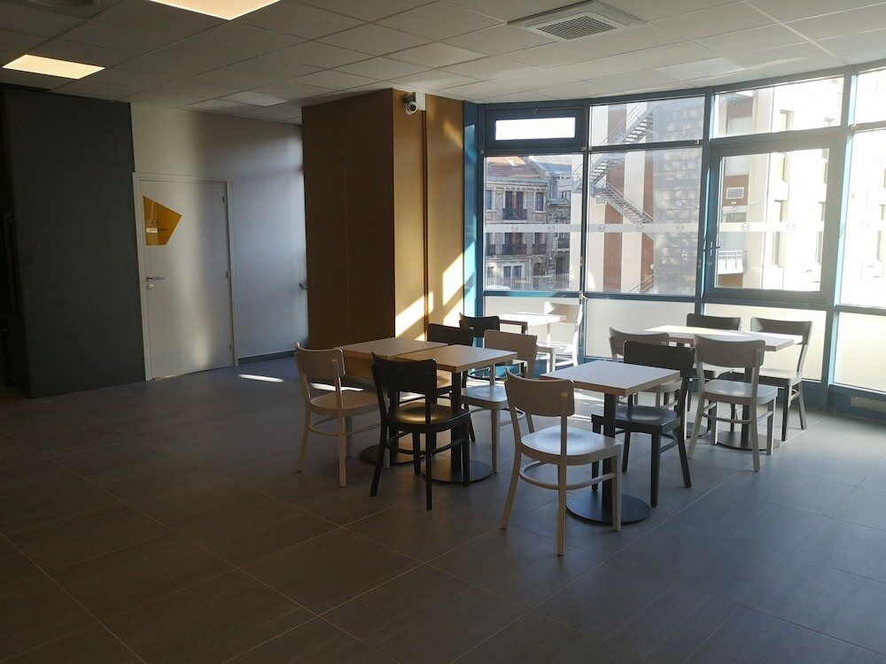 Фото B&b Hotel Le Mans Centre