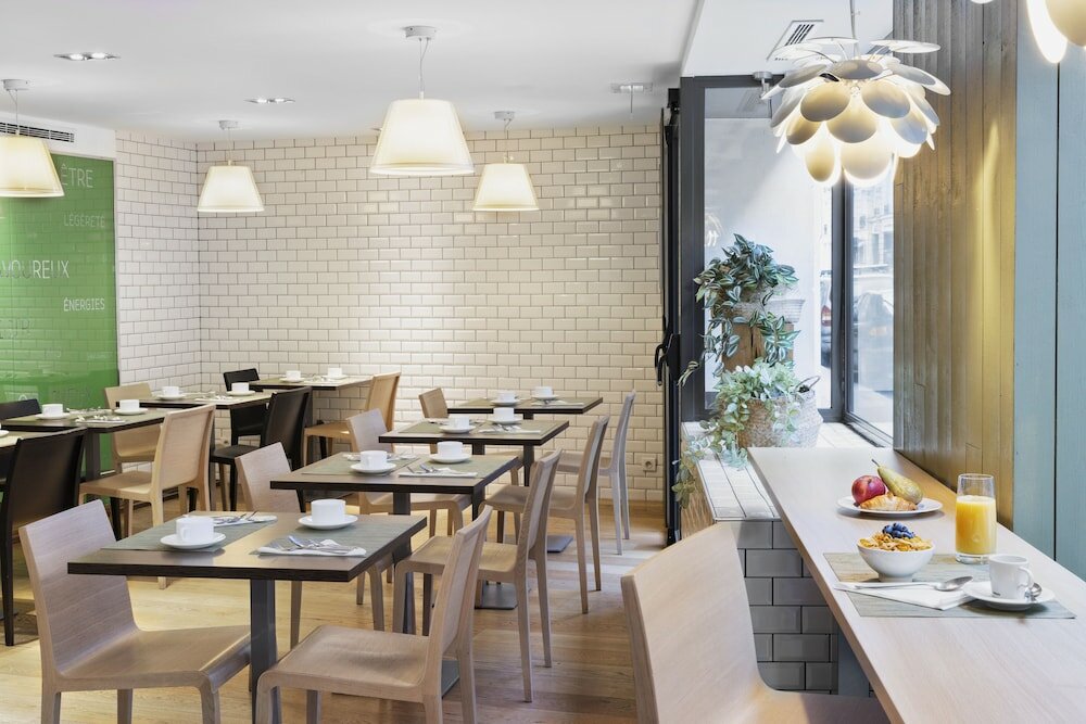 Фото Mercure Paris Gare du Nord La Fayette Hotel