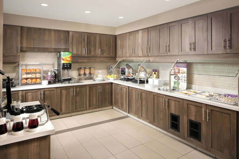 Фото Residence Inn Austin Lake Travis/River Place