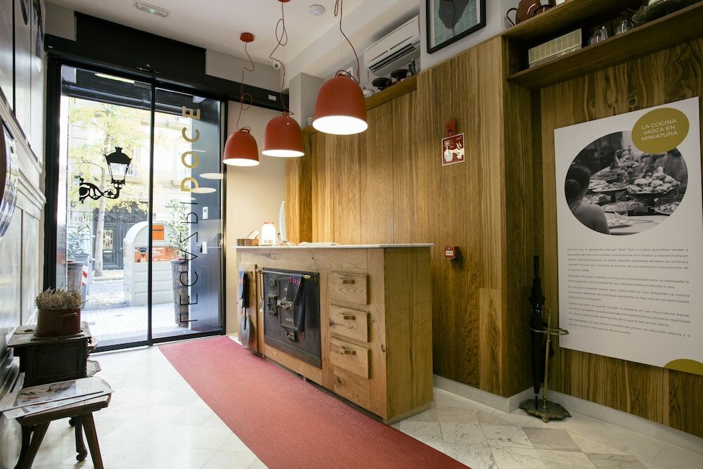 Фото Legazpi Doce Rooms & Suites