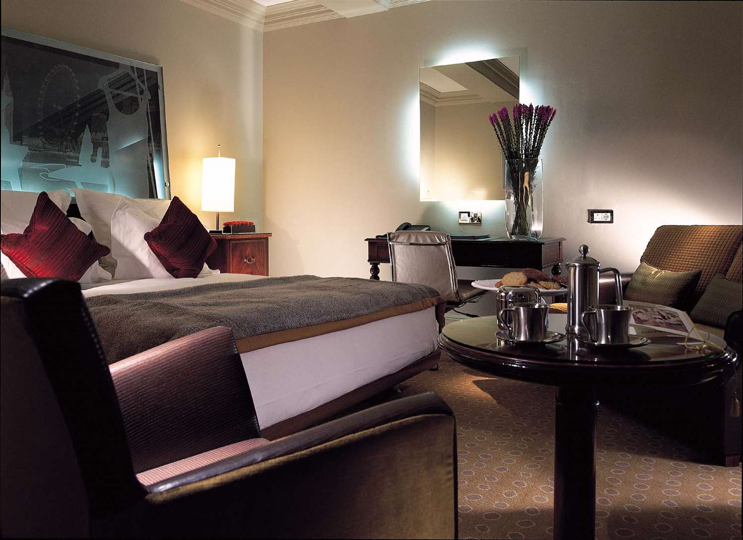 Фото The Waldorf Hilton, London