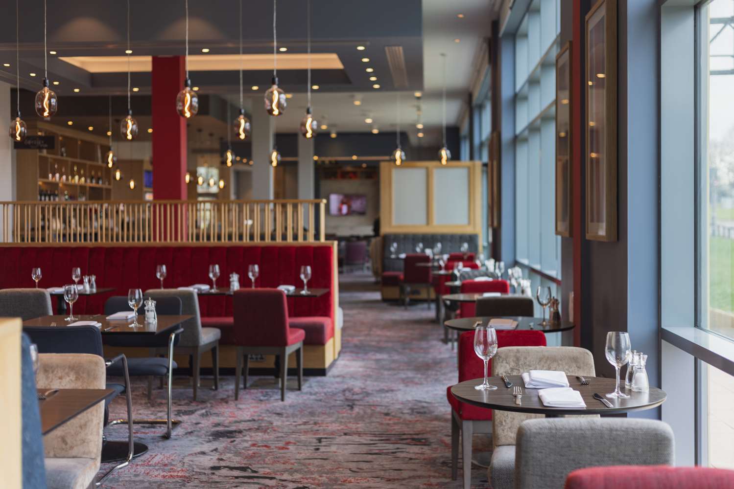 Фото Hilton Garden Inn Birmingham Airport