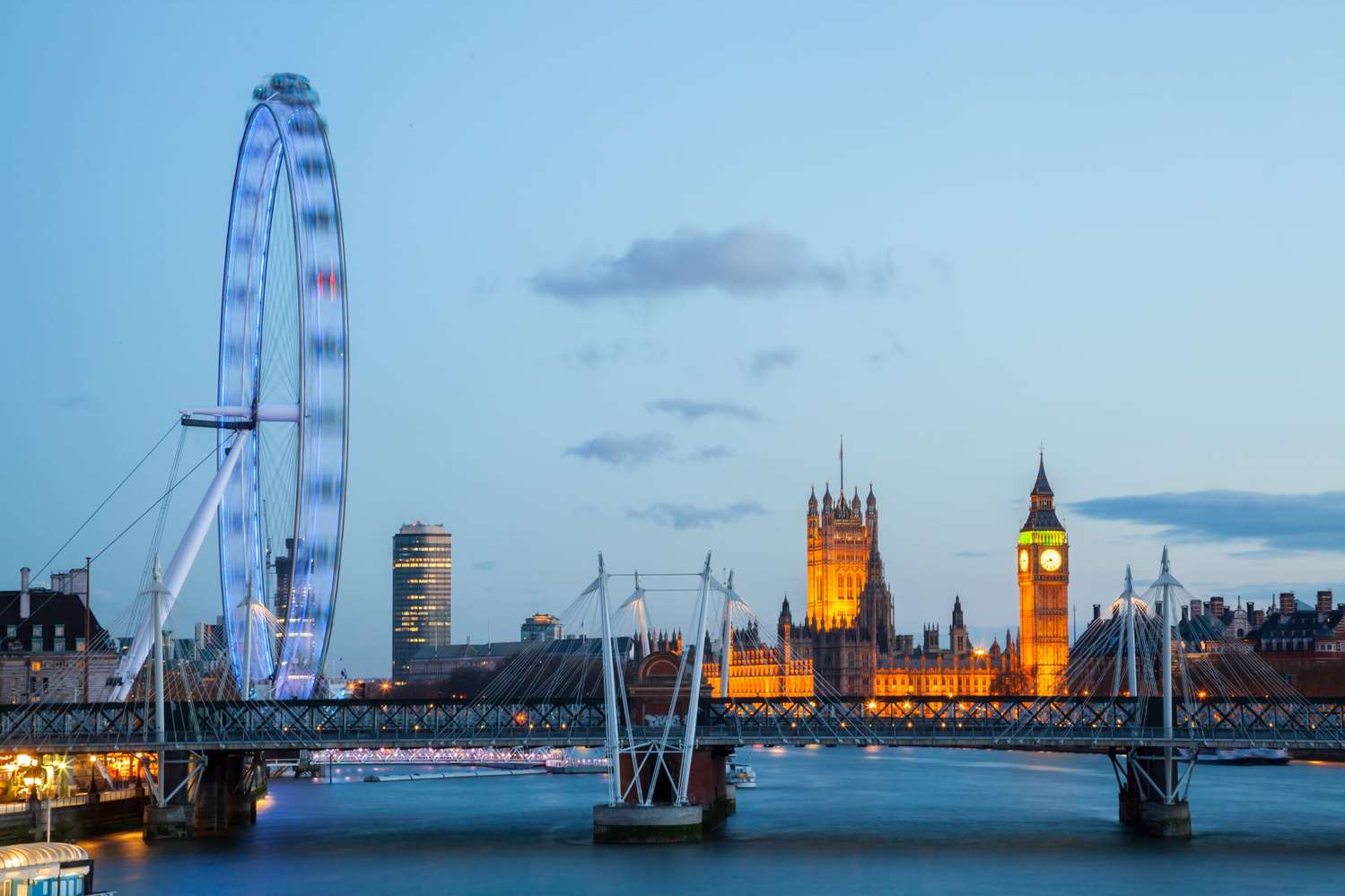 Фото The Mandeville Hotel