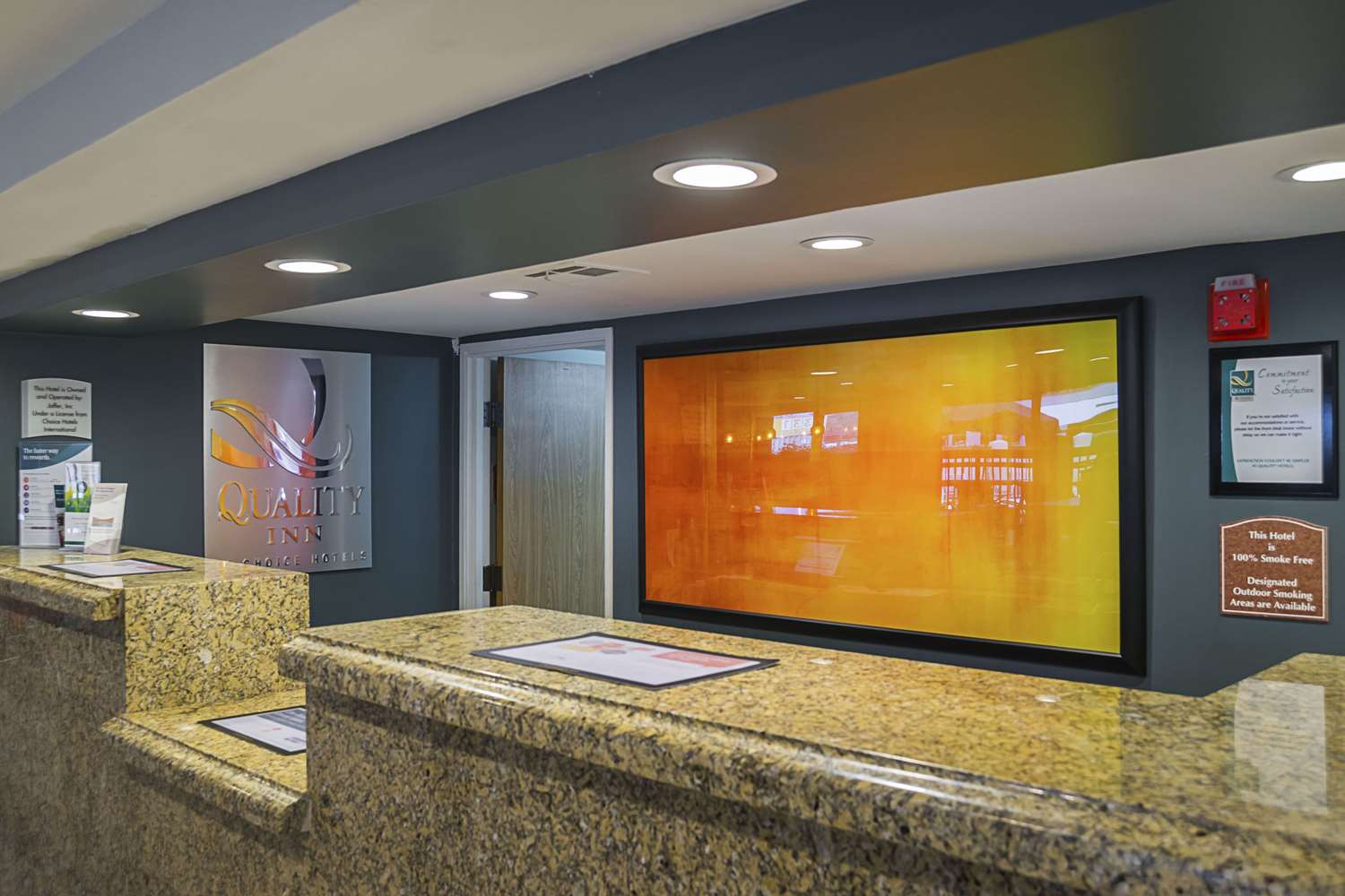 Фото Quality Inn Phoenix North I-17