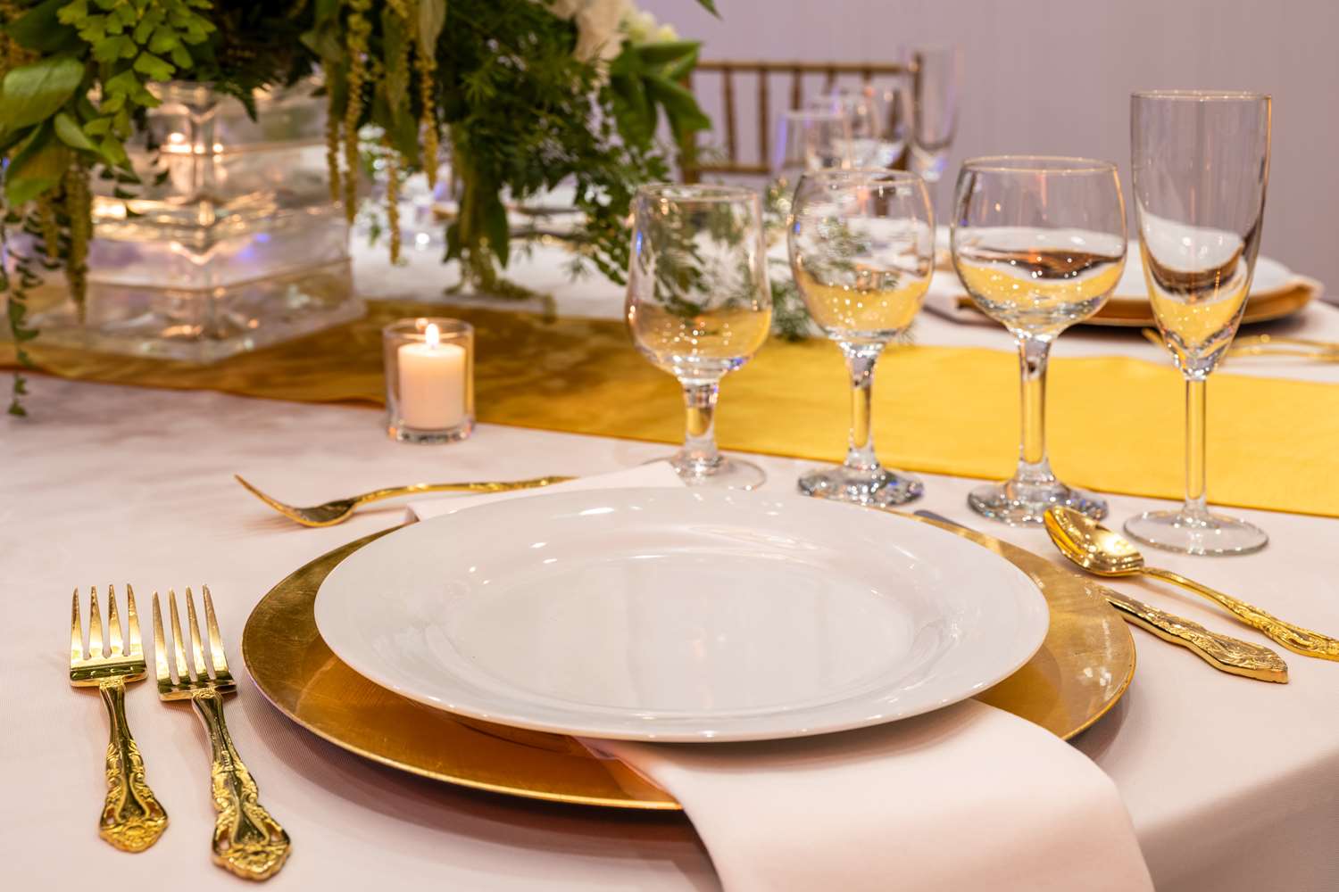 Фото Embassy Suites by Hilton Portland Airport