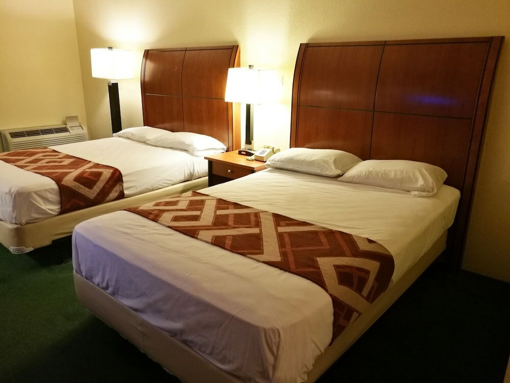 Фото Golden Link Resort Motel