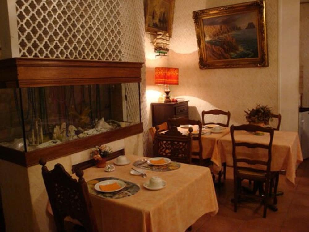 Фото Hotel Cronstadt