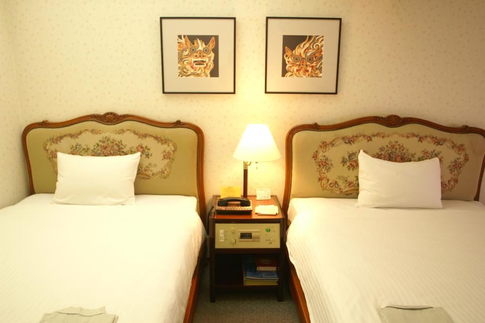 Фото Ryukyu Sun Royal Hotel